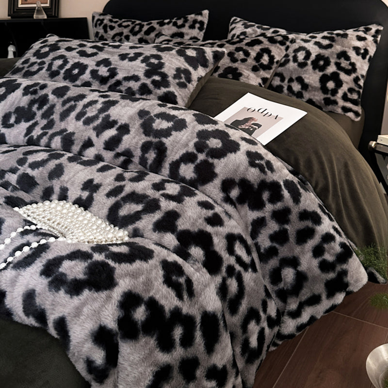 Luxury Winter Faux Rabbit Fur 4 Piece Bedding Set